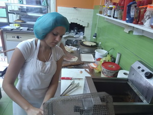 Milica Stević (19) je nakon volontiranja u pekari dobila stalno zaposlenje