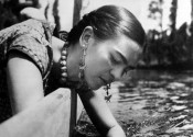 Frida_Kahlo_001_su_fi