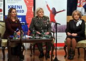 Brankica Janković, Katarina Štrbac i Slavica Đukić Dejanović na konferenciji "Kreni napred"