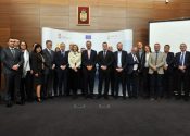 Predstavnici lokalnih samouprava - potpisnica ugovora o sprovođenju projekata za upravljanje imovinom u okviru grant šeme Programa Evrospke unije (EU) Exchange 5
